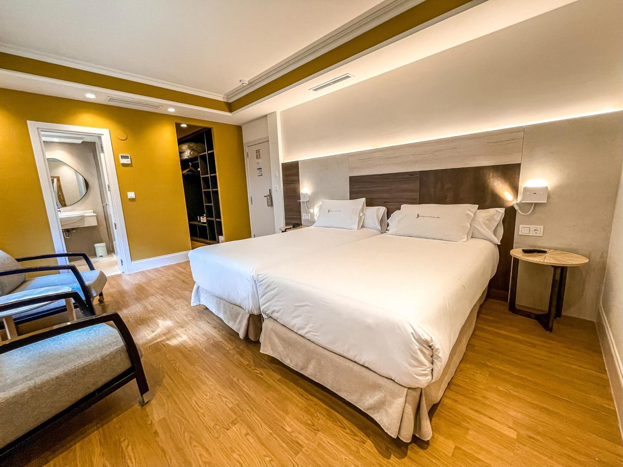 Hotel Rio Bidasoa Hondarribia Exterior photo